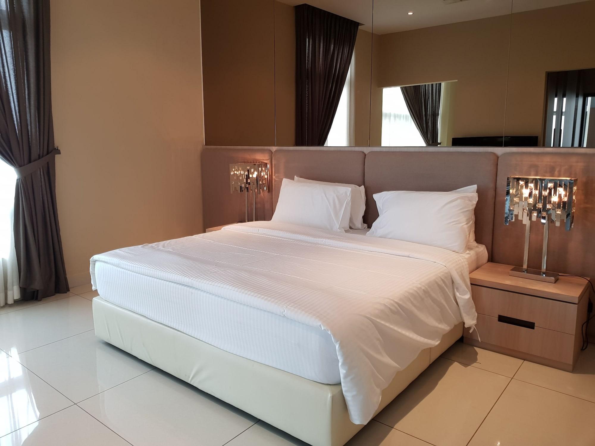 Ksl & 5* Johor Bahru
